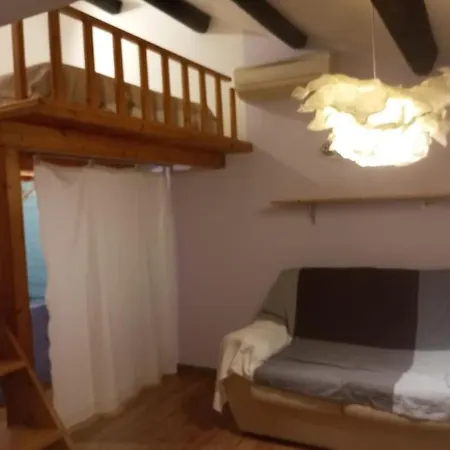 La Casina Di Chiara ראבנה